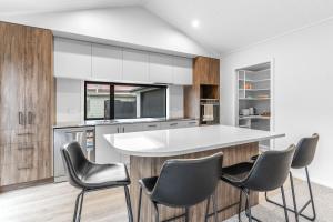 Køkken eller tekøkken på New Townhouse on Clyde St Winton