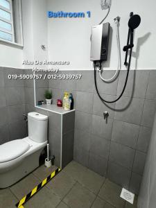 Koupelna v ubytování Alaa De Amansara Homestay + 10 fotografií