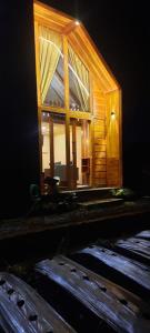 Φωτογραφία από το άλμπουμ του Mini Cabin wetan kali 02 σε Diyeng