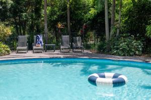 Swimmingpoolen hos eller tæt på Bayshore Bungalow 6 - Oceanstays