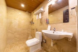 Ένα μπάνιο στο Seasons Thekkady +50 φωτογραφίες