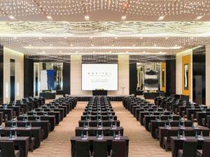 Бизнес-центр и/или конференц-зал в Sofitel Abu Dhabi Corniche