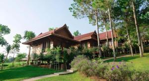 Κήπος έξω από το Raisongrao Resort Khao Kho