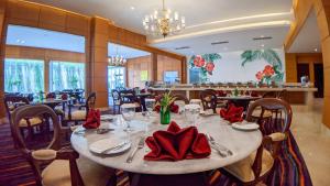 Εστιατόριο ή άλλο μέρος για φαγητό στο Puri Senyiur Hotel