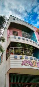 Balkón nebo terasa v ubytování Karthigai Homestay