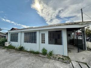 Το κτήριο όπου στεγάζεται  η παραθεριστική κατοικία