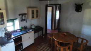 Gallery image of Die Jaghuisie at Blombosch Game Farm in Yzerfontein +8 photos