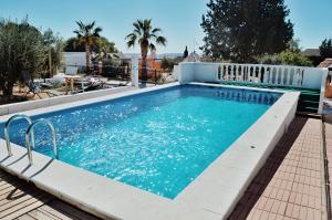 Swimmingpoolen hos eller tæt på casadelias