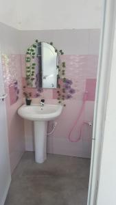 Ванная комната в Danushka Family Guesthouse