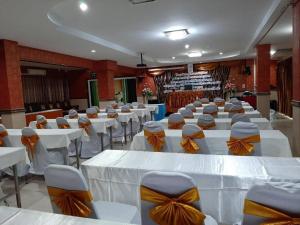 Restaurace v ubytování Le Parc Wangnang Hotel