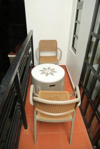 Khu vực ghế ngồi tại Mercella Homes - Munyonyo +2 ảnh