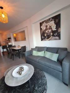 Khu vực ghế ngồi tại Lazuli City Center Ap 11