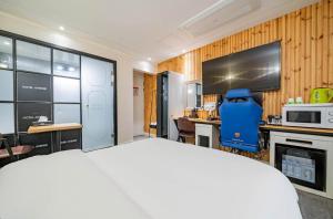 Una cocina o cocineta en 호텔 에비뉴