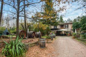 Κήπος έξω από το Podere La Miniera Room And Food