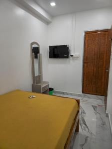 Μια τηλεόραση ή/και κέντρο ψυχαγωγίας στο LS residency