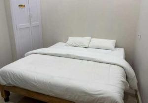 Zdjęcie z galerii obiektu Hotel O Oragadam Industrial Estates Chennai Formerly SSM Rooms w mieście Oragadam