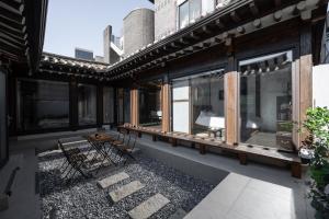 Ban công/sân hiên tại Gurumnal