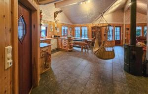 Billede fra billedgalleriet på Gorgeous Home In Steinsholt With Harbor View i Steinsholt + 23 billeder