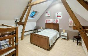 Ένα ή περισσότερα κρεβάτια σε δωμάτιο στο 1 Bedroom Lovely Home In Renty