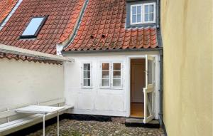 Tòa nhà nơi nhà nghỉ dưỡng tọa lạc +7 ảnh