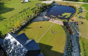 an aerial view of a park with a body of water at Cozy Home In Sianowo With Wifi in Sianowo