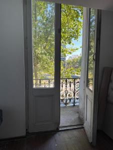 Μπαλκόνι ή βεράντα στο Habitación privada