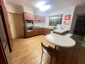 Φωτογραφία από το άλμπουμ του Room 71 σε Epping