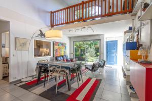 Χώρος καθιστικού στο Les Galets - Duplex avec jardin - 2 chambres et bureau