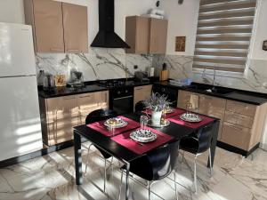 Φωτογραφία από το άλμπουμ του Welcome to Chahra In σε Sidi Bou Saïd