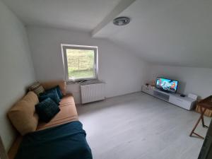 Φωτογραφία από το άλμπουμ του Apartment Doroteja σε Podplat