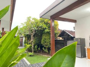 Vườn quanh Lumbung Guesthouse Canggu