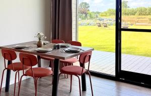 Φωτογραφία από το άλμπουμ του Gorgeous Home In Sianowo With House Sea View σε Sianowo