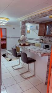 Kuchyň nebo kuchyňský kout v ubytování VIP stay in Yaoundé
