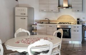 Η κουζίνα ή μικρή κουζίνα στο Villa Magnolia