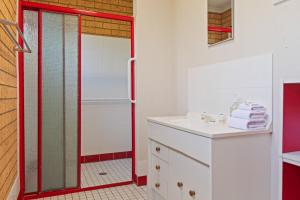 Ένα μπάνιο στο The Crows Nest Eden +8 φωτογραφίες