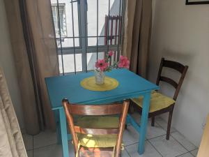 Φωτογραφία από το άλμπουμ του Garden Cottage σε Elysium