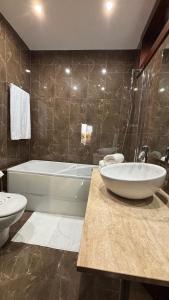 Ένα μπάνιο στο Pouso Du'Vagar