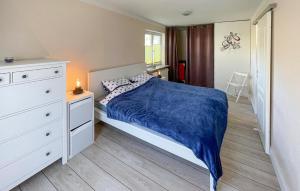 Postel nebo postele na pokoji v ubytování Amazing Home In Timmendorfer Strand Ot + 10 fotografií