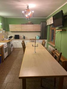 Η κουζίνα ή μικρή κουζίνα στο Landhaus Schwarzatal