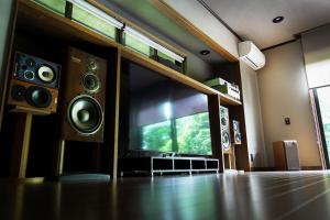 Et tv og/eller underholdning på Quiet rental house - Vacation STAY 25423v