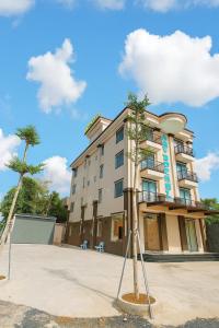 Budova, kde se hotel nachází + 43 fotografií