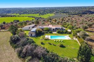Πισίνα στο ή κοντά στο Villa Castelluccio Noto con piscina