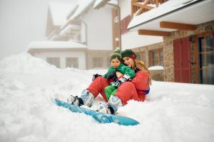 Pohorje Village Wellbeing Resort - Family Apartments Bolfenk iarna +127 fotografii