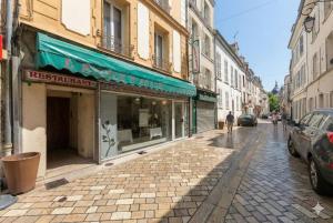 Η γειτονιά γύρω από ή μία γειτονιά κοντά σε αυτό το διαμέρισμα