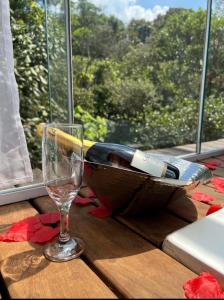 Ποτά στο Chalé com jacuzzi