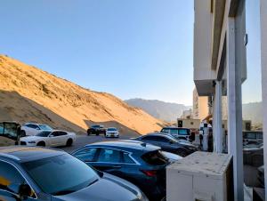 Fotografie z fotogalerie ubytování Hotel-Style 1BR Near Mall of Oman v destinaci Muscat