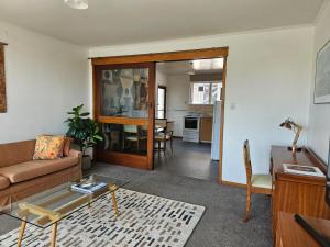 Et opholdsområde på Bay Getaway & Suite Caroline