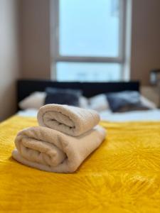 Ένα ή περισσότερα κρεβάτια σε δωμάτιο στο Prywatny Parking Charming Place by Rentoom