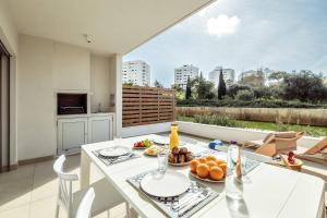 Mâncare la sau în apropiere de acest apartament