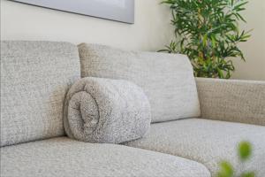 Posezení v ubytování Bright Spacious & Comfortable Hayes Valley Condo